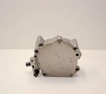 Audi A5 8T 8F Vacuum pump 06J145100C