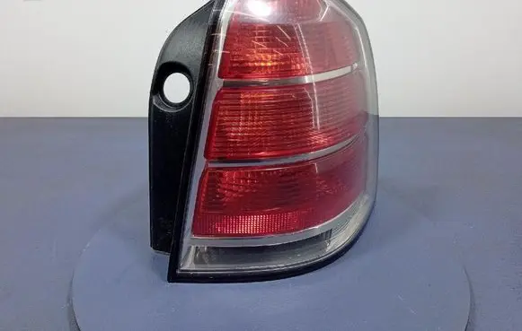 Opel Zafira B Rear/tail lights 13252448