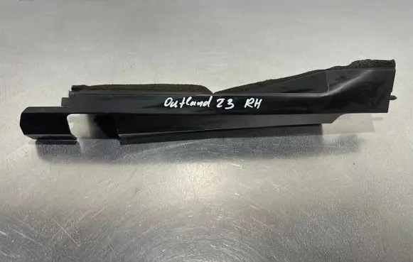 Mitsubishi Outlander IV Intercooler air guide/duct channel 7812A586