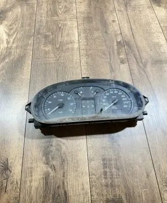 Renault Scenic I Speedometer (instrument cluster) 8200071811 501020250000 09043289906