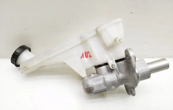 Mercedes-Benz CLA C117 X117 W117 Master brake cylinder A2464300002