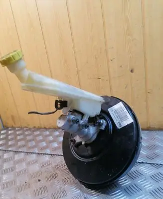 Peugeot 207 Master brake cylinder 32069745
