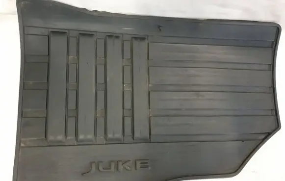 Nissan Juke I F15 Front floor mat KE7481K089 KE7481K489