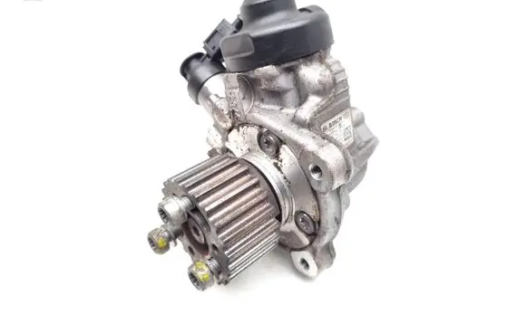 Audi A4 S4 B8 8K Fuel injection high pressure pump 03L130755 0445010507