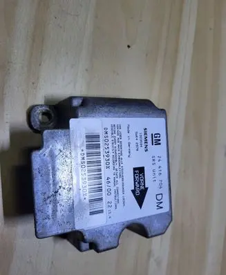 Opel Zafira A Airbag control unit/module 24416704 5WK42978