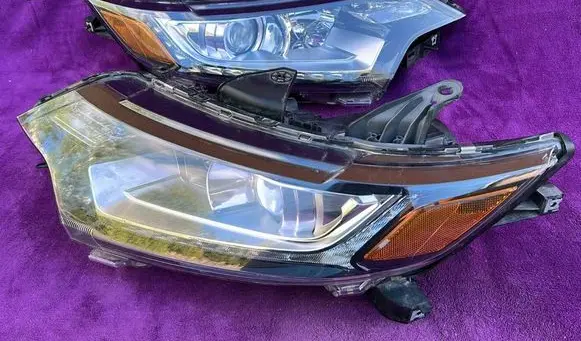Mitsubishi Outlander Headlight/headlamp 8301C971