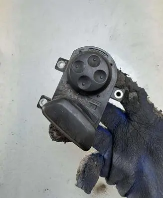 Volkswagen PASSAT B6 Seat control switch 3C0959777