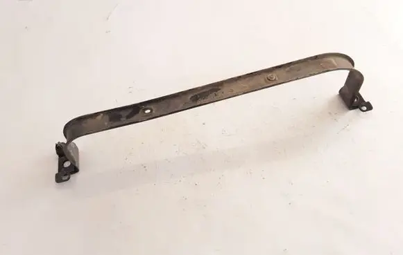 Volvo V60 Fuel tank mounting bracket 31303697