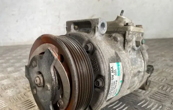 Volkswagen PASSAT B6 Air conditioning (A/C) compressor (pump) 1K0820859F 028644097B4 R134A8681P