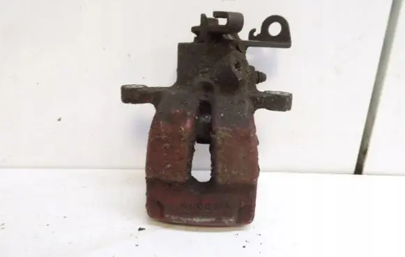 Renault Scenic I Rear brake caliper 7701206345