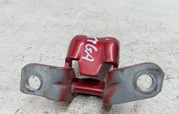Mazda CX-5 Rear door lower hinge