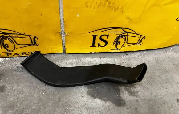 Mercedes-Benz G W461 W463 1st Gen Cabin air duct channel A4638317045