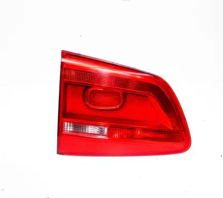 Tailgate rear/tail lights