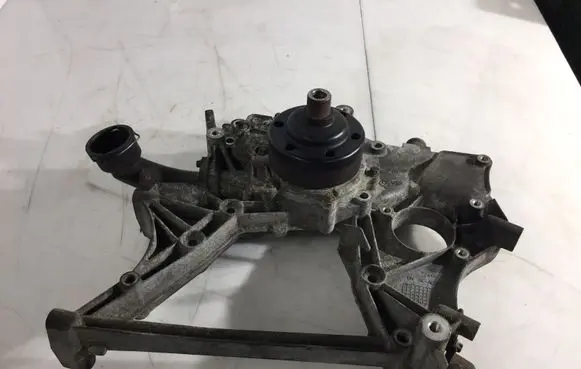 Mercedes-Benz Sprinter W906 Generator/alternator bracket A6512011509