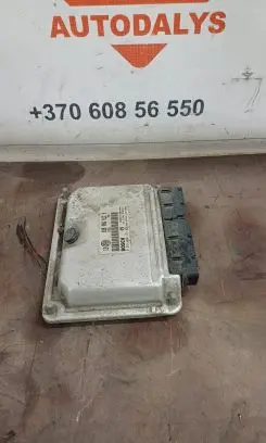Volkswagen New Beetle Engine control unit/module 038906012N 28SA4041 0281010131