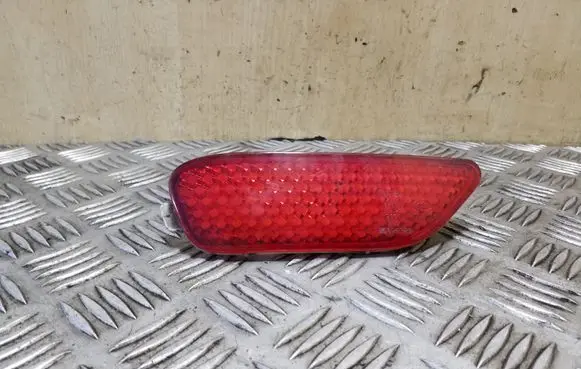 Chevrolet Captiva Rear tail light reflector