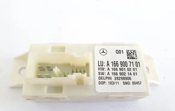 Mercedes-Benz C W204 Light module LCM A1669007101 A1669010201 A1669021401