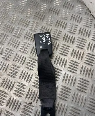 Hyundai Terracan Rear seatbelt buckle x14506