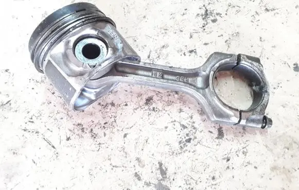 Honda Accord Piston with connecting rod NOCODE