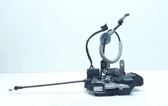 Volvo V40 Front door lock 31440392