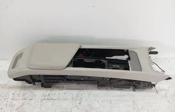 Volvo S90, V90 Armrest 31694207 24022400156