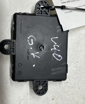 Volvo V40 Cross country Door control unit/module 31318954