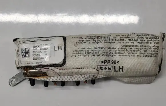 Volkswagen Caddy Seat airbag 2K5880241D