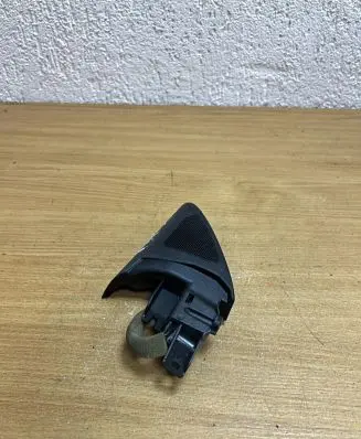 Volkswagen PASSAT B7 Subwoofer speaker 3C8035411 F1219