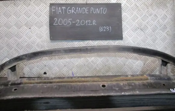 Fiat Grande Punto Quarter panel pressure vent 