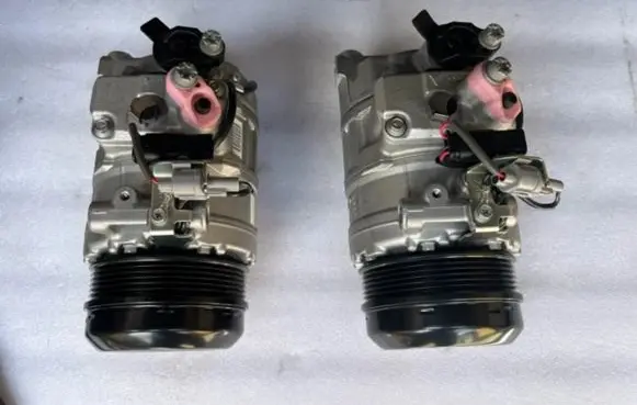 Mercedes-Benz Sprinter W907 W910 Air conditioning (A/C) compressor (pump) A0008305102