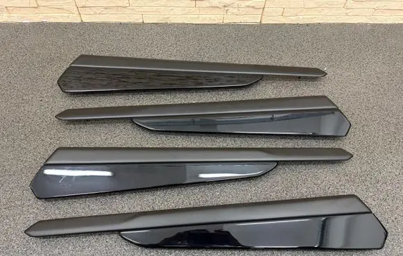 Lamborghini Urus Sliding door trim (molding)
