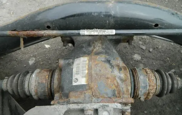 BMW 1 F20 F21 Rear differential 7605587