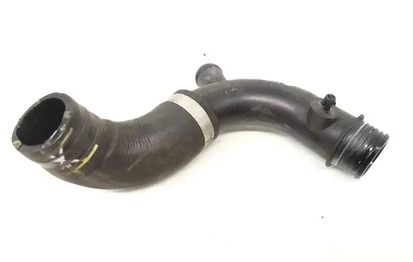 Volkswagen PASSAT B6 Engine coolant pipe/hose 3C0121087A 3C0122101