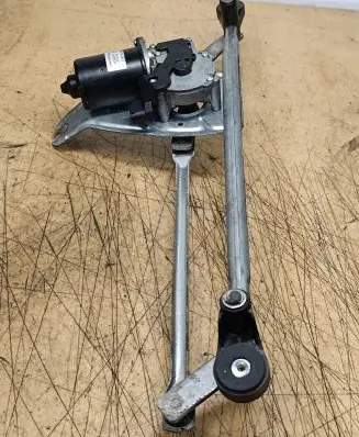 BMW X5 E53 Front wiper linkage and motor 6913007 404923 475196