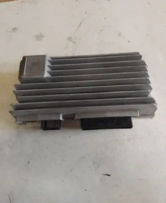 Audi A4 S4 B8 8K Sound amplifier 8T1035223A