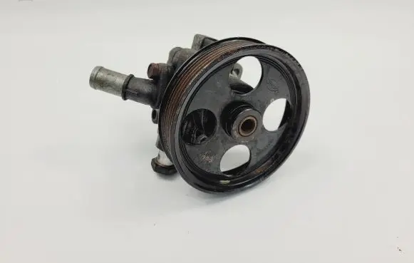 Opel Insignia A Power steering pump 13309336