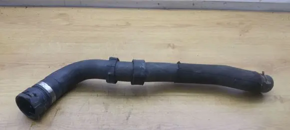 Skoda Superb B6 (3T) Engine coolant pipe/hose