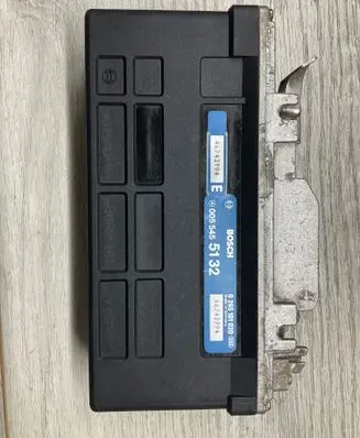 Mercedes-Benz E W124 ABS control unit/module 0265101020 005545