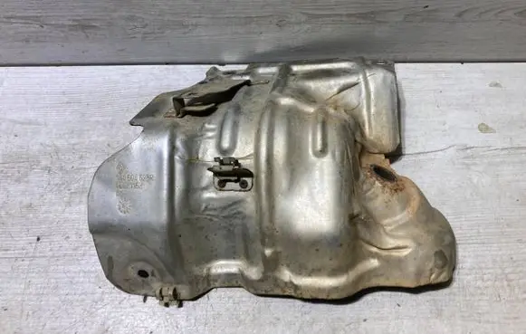 Nissan Micra K14 Exhaust heat shield 144504628R
