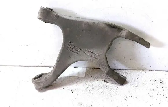 Audi A7 S7 4G Rear upper control arm/wishbone 8R0505312F