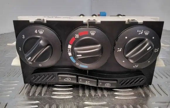 Mercedes-Benz A W168 Climate control unit 1688300485
