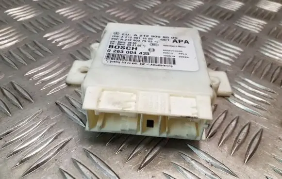 Mercedes-Benz E W212 Parking PDC control unit/module A2129009505 0263004435