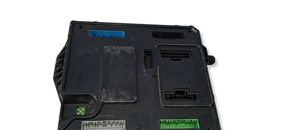 Renault Megane III Comfort/convenience module S180098201 284B13640R 610303802