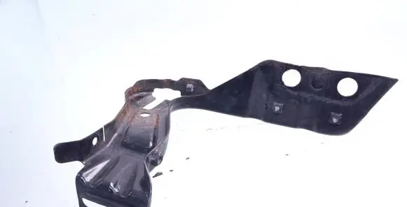 Skoda Octavia Mk2 (1Z) Headlight/headlamp mounting bracket 1Z0805072A