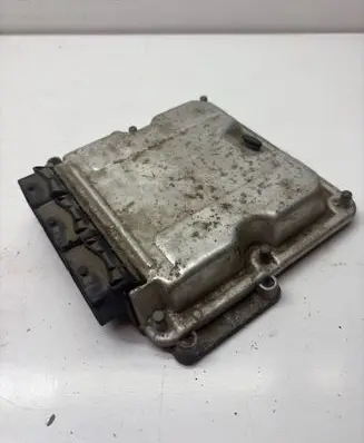 Renault Laguna II Engine control unit/module 0281010556 8200153946 8200095416