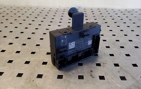 Skoda Octavia Mk3 (5E) Door control unit/module 5Q4959392