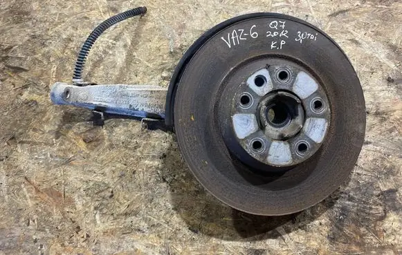 Audi Q7 4L Front wheel hub 7P6407245A