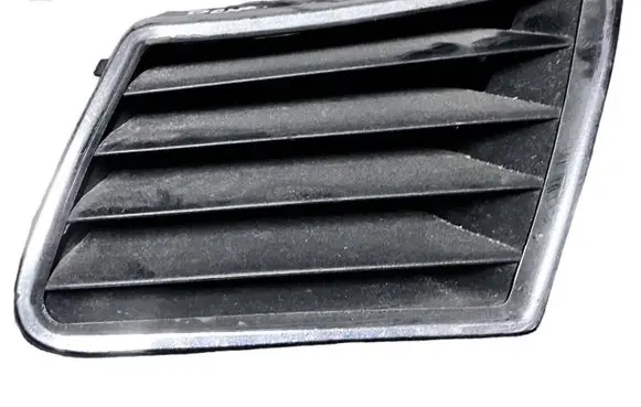 Seat Ibiza III (6L) Front bumper lower grill 6L0853677 M8204I