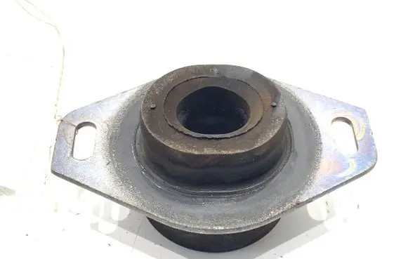 Peugeot 3008 I Engine mount vacuum valve 