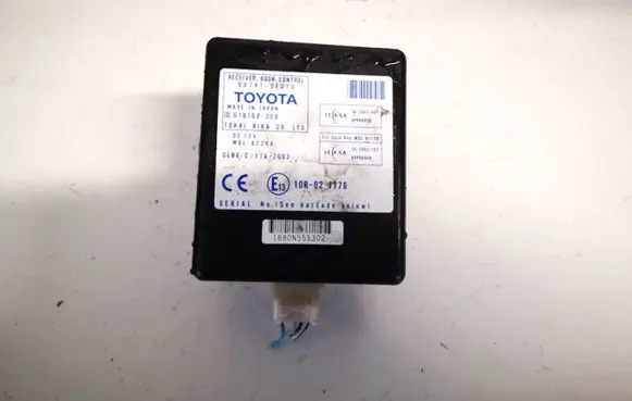 Toyota Corolla Verso AR10 Door control unit/module 897410f010 89741-0f010